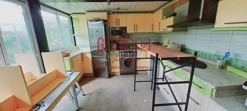 Foto b165c642-e981-4193-8b84-4ba64b820174. Xalet amb calefacció aparcament piscina a Meruelo