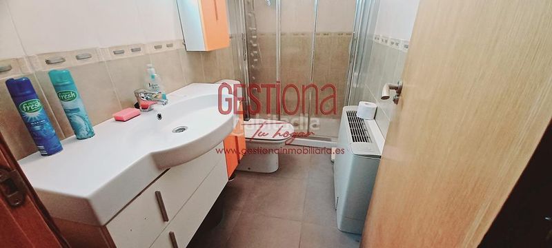 Foto f1c62649-41cb-45d7-9ee8-91ba1706d7cb. Xalet amb calefacció aparcament piscina a Meruelo
