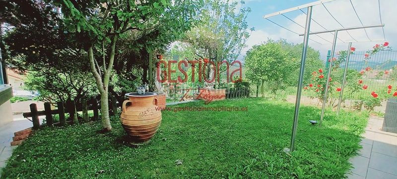 Foto fb1a2071-5335-4bd3-8660-faebaed0e11f. Xalet amb calefacció aparcament piscina a Meruelo
