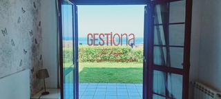 Rent Ground floor in Ris. La playa de ris a tus pies. noja
