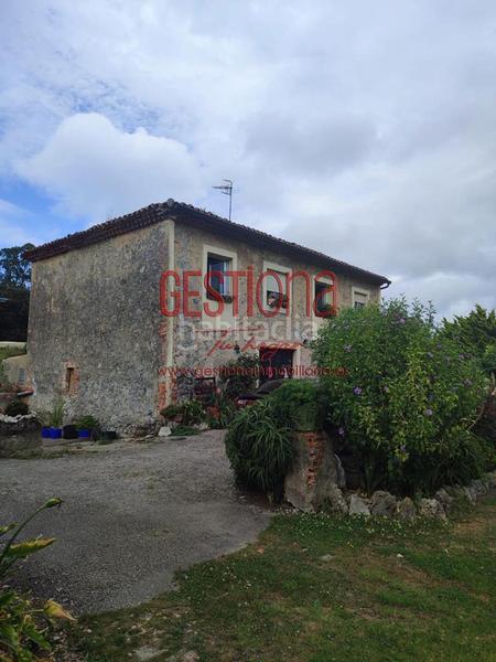 Foto 99ef992a-59da-4529-887f-6cec8ea407db. Masia amb aparcament a Arnuero