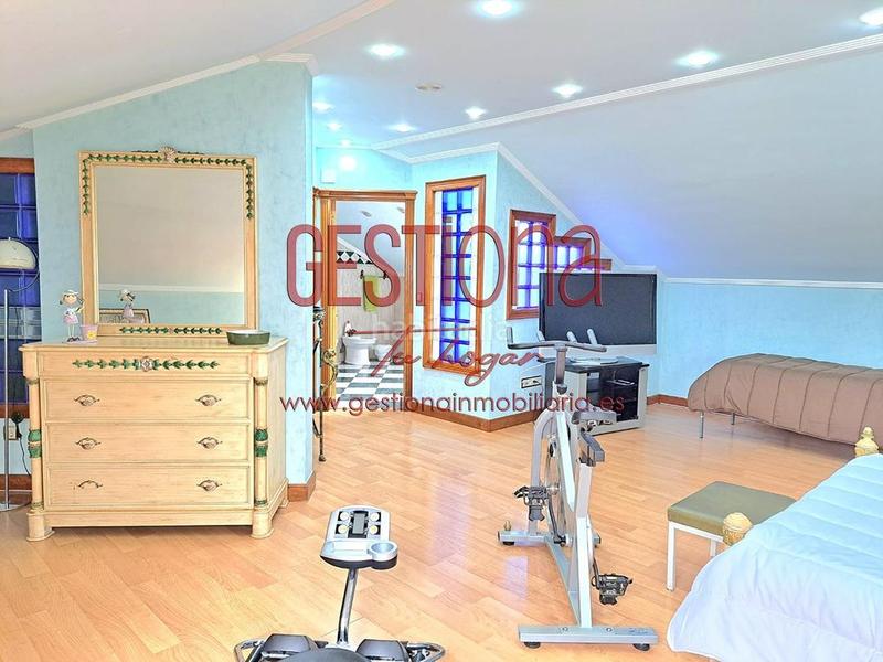 Foto 1768ab96-e395-4651-b06f-2262afc5a0d1. Casa bifamiliare con riscaldamento parcheggio piscina in Santa Cruz de Bezana