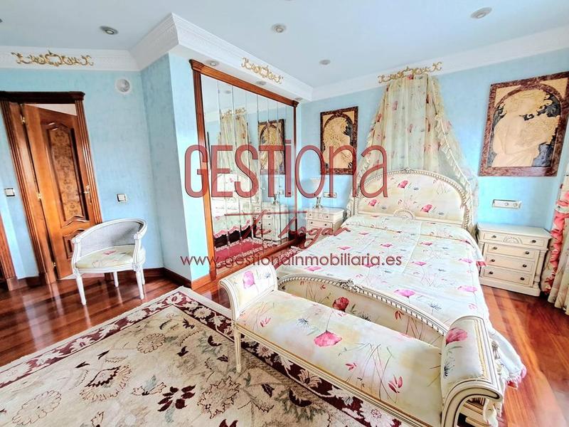 Foto 89a70747-2863-4b5c-b94a-c9c459e621c8. Casa bifamiliare con riscaldamento parcheggio piscina in Santa Cruz de Bezana