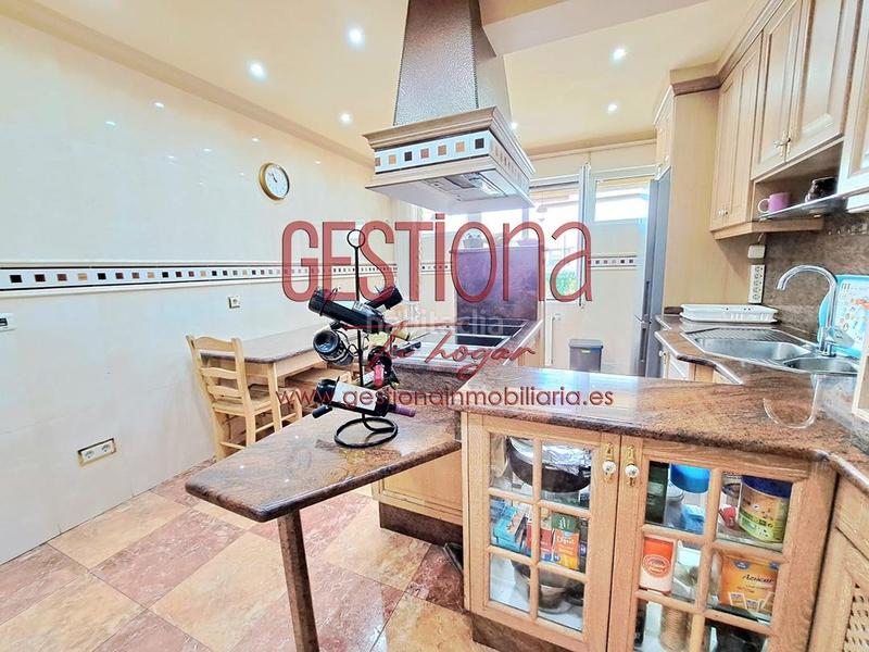 Foto 8e380eb1-c742-4eb7-94fe-dcbd41efa2ab. Casa bifamiliare con riscaldamento parcheggio piscina in Santa Cruz de Bezana