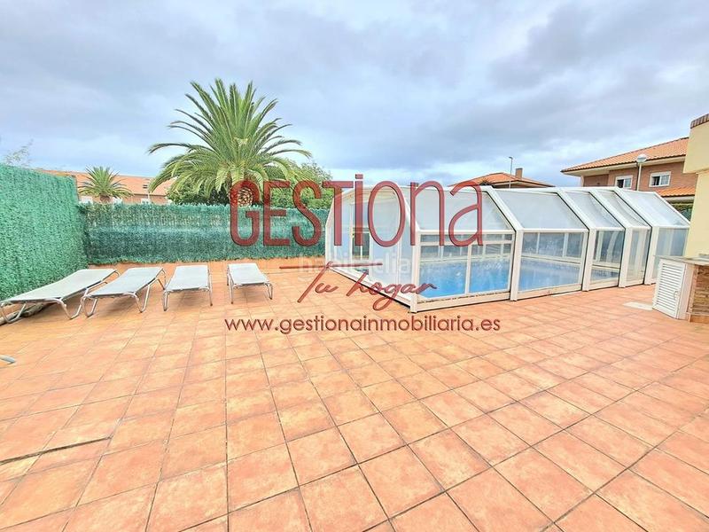 Foto 9c4f207b-c8c5-463a-9ec1-7d1e806f63a6. Casa bifamiliare con riscaldamento parcheggio piscina in Santa Cruz de Bezana