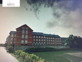 Edifici en Cervera de Pisuerga. Para negocio rural