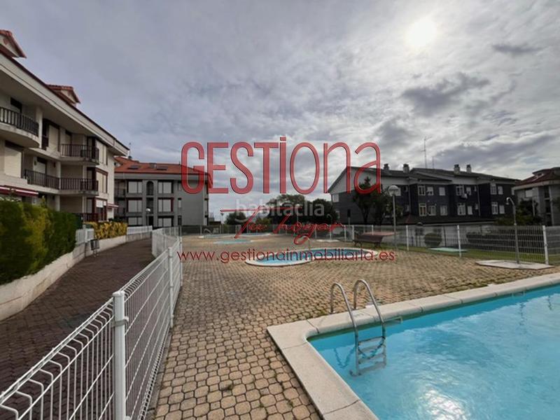 Foto baed46a4-7224-40fa-acfa-98e9c361300f. Apartament amb aparcament piscina a Tregadín Noja
