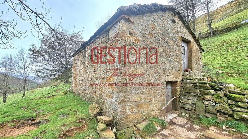 Foto dd27a4b6-73c3-49c9-a262-ae01394c3a69. Haus in Soba