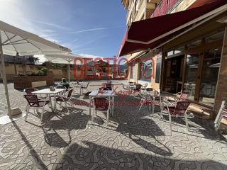 Local commercial à Ris. Oportunidad única barrestaurante en pleno funcionamiento