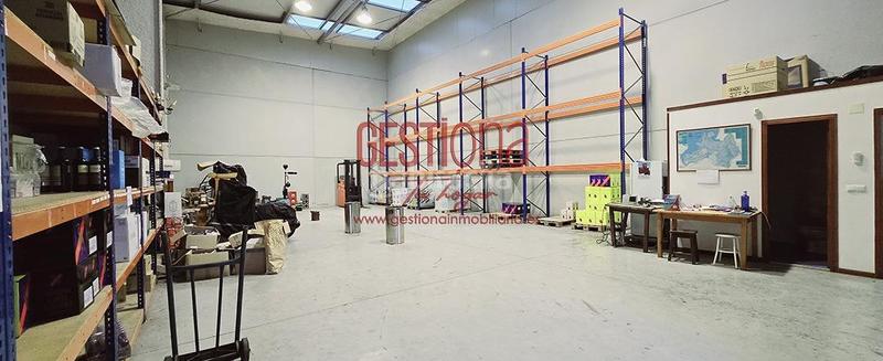 Foto 7e106f13-feb4-4e50-ab74-3ac91756e7d9. Nau industrial a Marina de Cudeyo