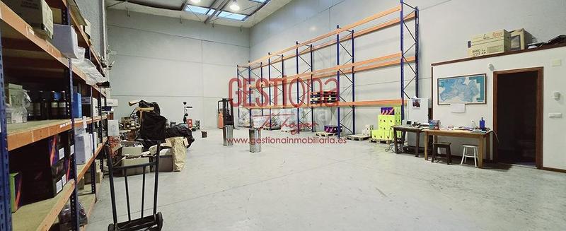 Foto ccb13e6e-ddf4-480a-abe1-441b21fdb8c7. Nau industrial a Marina de Cudeyo