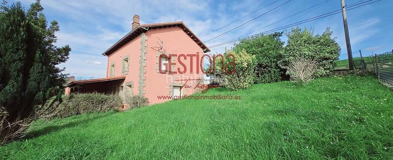 Foto 594c6317-f6bf-4184-8db2-df65d2f9d1e9. Casale con riscaldamento parcheggio in Tanos Torrelavega