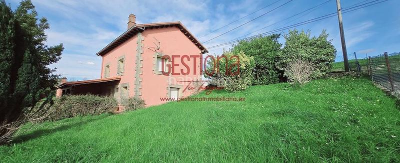 Foto db6cdbc8-75a6-4a97-ac3a-3ab83ab79663. Casale con riscaldamento parcheggio in Tanos Torrelavega