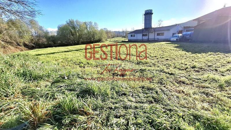 Foto 82f3e7ac-7931-4d42-8862-ee270e5e14e1. Finca rústica a Renedo Piélagos