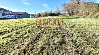 Fondo rustico in Renedo. Oportunidad como inversión. terreno en zurita. pielagos