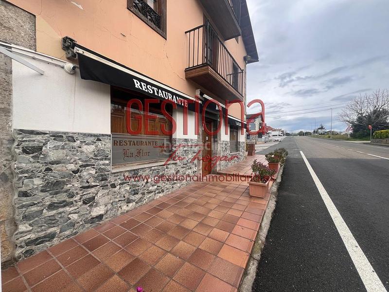Foto bd10ecbc-ab0e-49e0-9dda-dff695d519c2. Edificio se vende establecimiento en anero, cantabria en Ribamontán al Monte