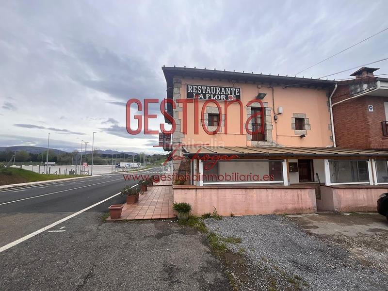 Foto e46a6f87-a3a8-4940-8eb4-af34406cba90. Edificio se vende establecimiento en anero, cantabria en Ribamontán al Monte