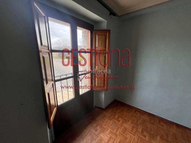 Foto edfb40e4-136d-476a-8fee-d08bc5387d74. Edificio se vende establecimiento en anero, cantabria en Ribamontán al Monte