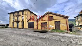 Casa en Hazas de Cesto. Majestuosa vivienda en beranga.