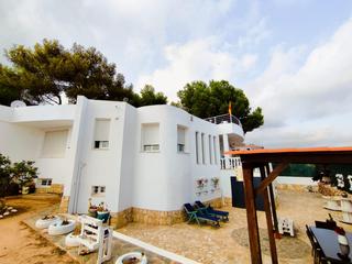Xalet a Montornés-Las Palmas-El Refugio. Villa en venta en benicassim