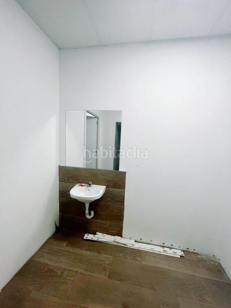 Foto 234d3d8a-a173-4601-b63d-96cfa5177503. Local commercial dans Betxí