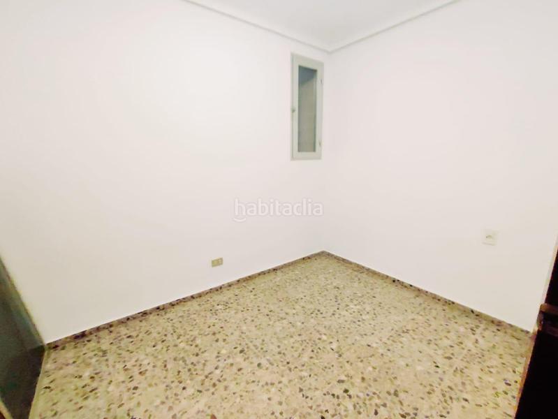 Foto f7d33a29-1bc6-4f84-8fce-4bde2e5d19c8. Piso  en alcora céntrico con balcón en Alcora (l´)
