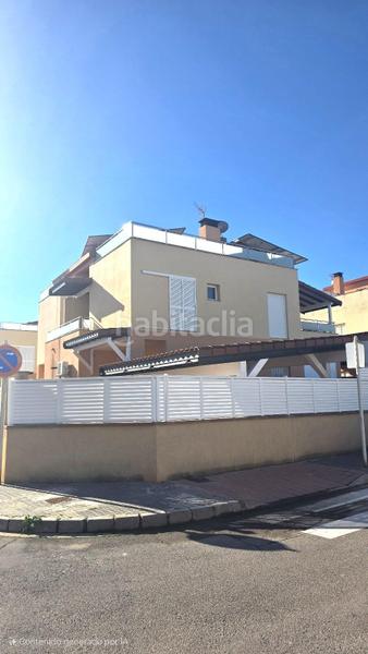 Foto 1bbf47f8-0521-4208-a3d0-fa2191b43940. Towny house with parking pool in Playa Burriana