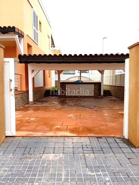 Foto 4e1000ce-c746-4cb5-a4cf-31d61d23807e. Towny house with parking pool in Playa Burriana