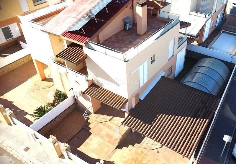 Foto 56287b76-d068-4df8-b033-aafc10cee4f4. Towny house with parking pool in Playa Burriana