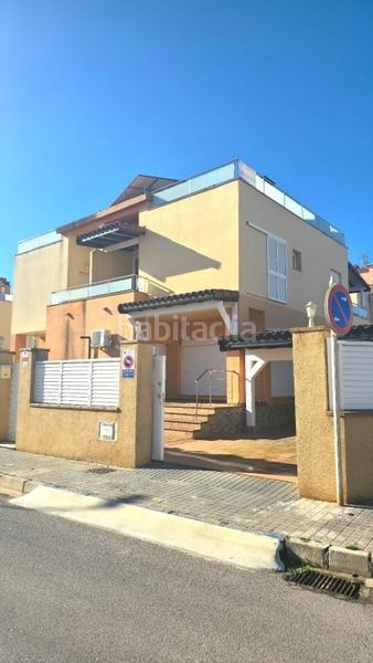Foto ebffb240-515c-4218-99dd-fc6ff11fec72. Towny house with parking pool in Playa Burriana