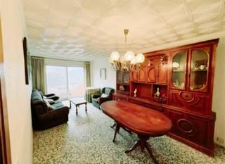 Appartement à Onda. Piso en onda con balcón