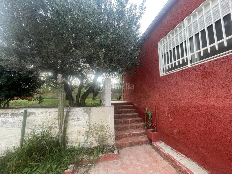 Foto c056a383-53ef-49ba-8302-0190fc2a6f92. Chalet  en venta en Onda