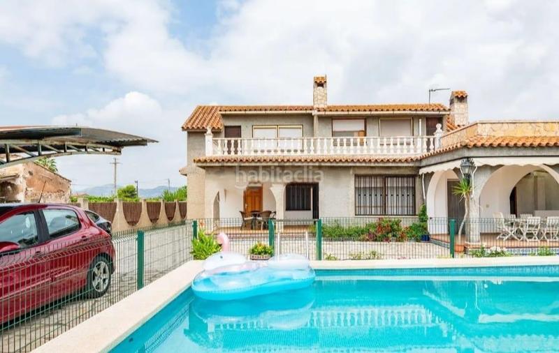 Foto 40997af0-d0b7-4b94-aefe-396c80838af2. Chalet mit parking pool in El Grao Castellón de la Plana