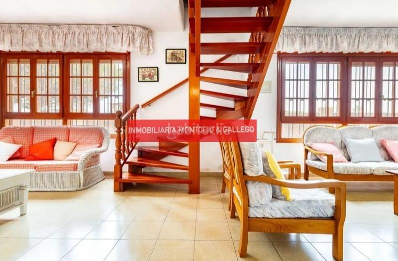 Foto 79681f12-9bf4-4a71-b3a7-b3dfa0c2b143. Chalet mit parking pool in El Grao Castellón de la Plana