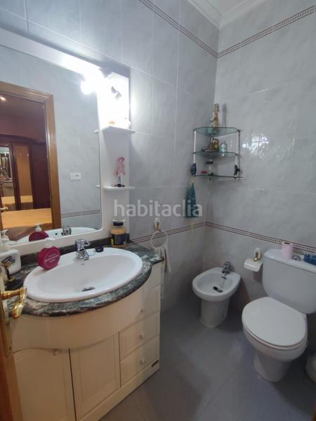 Foto 1271e7ab-362a-43e5-86e0-80d863659f21. Haus mit parking in Avenida Alemania-Italia Villarreal / Vila - real