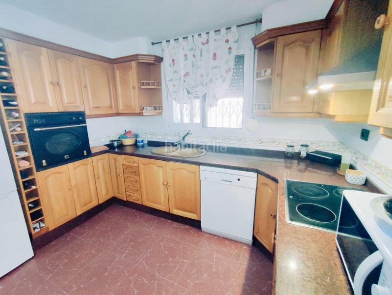 Foto 08a3be95-82bc-4bf7-afbe-c7e785b9fa09. Chalet  con encanto a 300 metros del mar . en Burriana