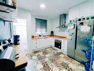 Maison à Betxí. Tu nuevo hogar te espera en el corazón de betxí!