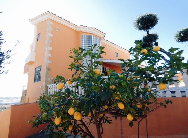 Foto f3dd1c9c-027b-43f5-9201-aa2a8cbdff22. Xalet a Borriol