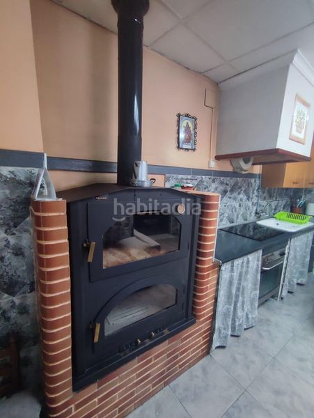 Foto 5df2a982-7b6c-47da-8e93-68076a123f89. Casa amb aparcament a Onda