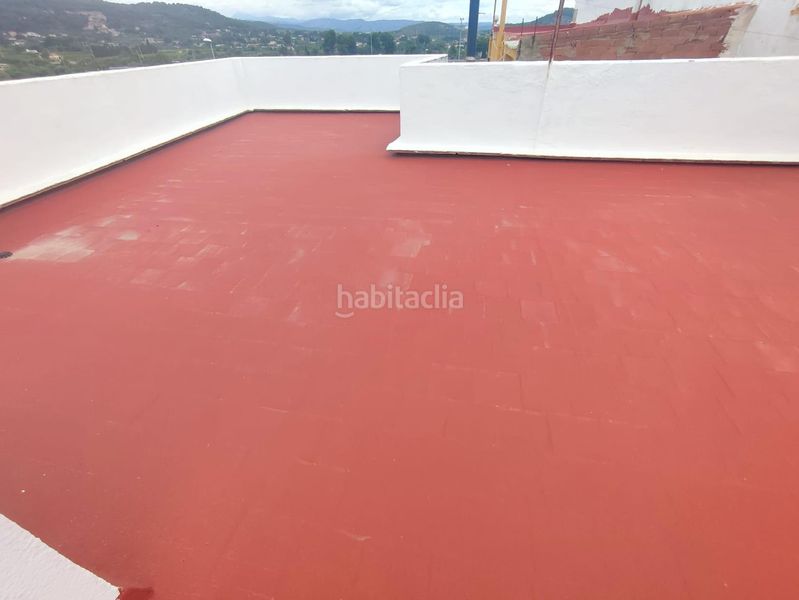 Foto b07b8a52-559f-4e4e-983f-0a5389357ffd. Casa amb aparcament a Onda