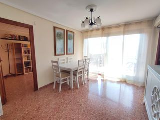 Flat in Nou Moles. Piso reformado en nou moles, valencia, listo para entrar a vivir