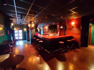 Geschäftsraum in Betxí. Pub bar en funcionamiento