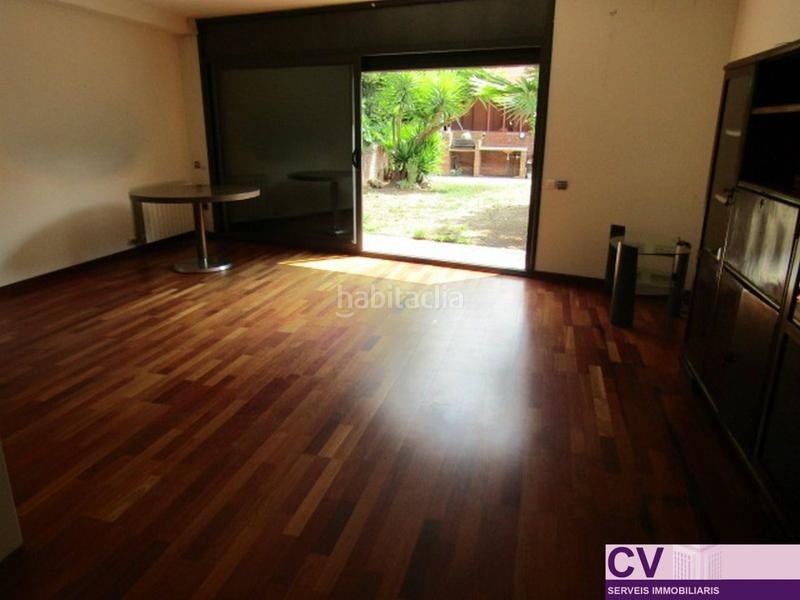 Foto 40ef6d4b-2461-4524-a288-55d0c270c36d. Lloguer casa adossada amb calefacció aparcament a Terrassa