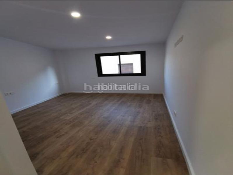 Foto 55531b44-12bc-4c5d-9e85-427b802ba54f. Penthouse with heating parking in Segle XX Terrassa