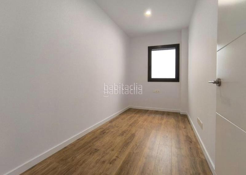 Foto 24e5825b-e3af-48bf-98c8-787b8aa250e9. Pis amb calefacció aparcament a Segle XX Terrassa