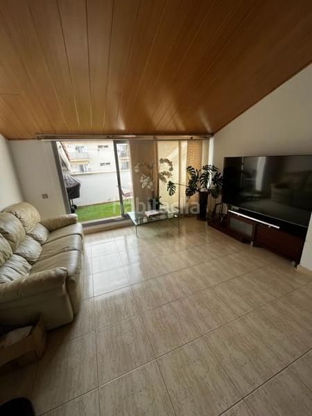 Foto 12213beb-b5f6-463a-9b3c-917d2c394795. Penthouse with heating parking in Zona Esportiva Terrassa