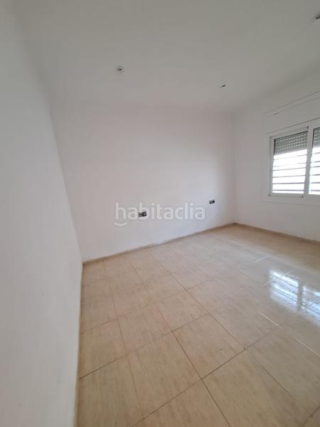 Foto 40733883-a2d2-409f-9319-95f26a874012. Piso amplio piso de 4 habitaciones con terraza a pie de comedor oportunidad por precio y zona en Mataró