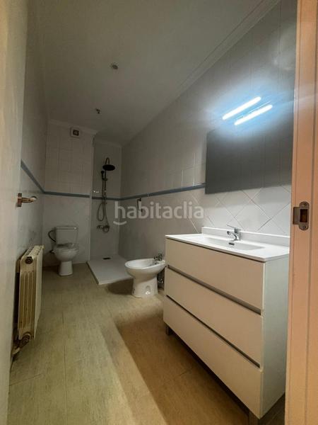 Foto bf34cc9c-a5ac-4b58-b176-ff4188da35ba. Piso amplio piso de 4 habitaciones con terraza a pie de comedor oportunidad por precio y zona en Mataró