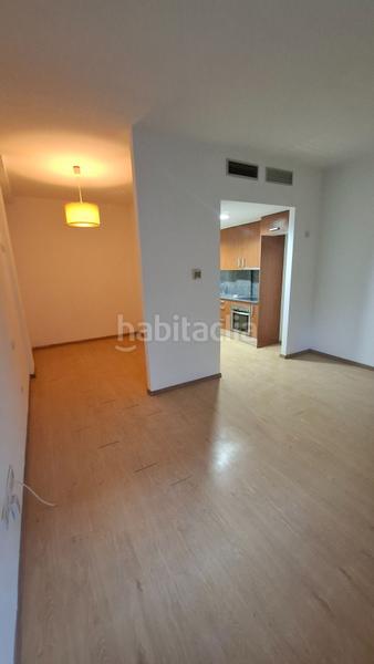 Foto b2df881a-5239-443b-bcc8-e665c621a965. Pis amb calefacció aparcament a Zona Esportiva Terrassa