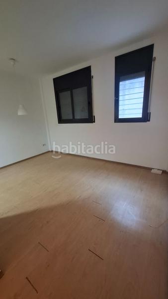 Foto df1590d0-44d9-4ecd-93a5-61588b069f39. Pis amb calefacció aparcament a Zona Esportiva Terrassa